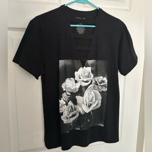 Cold crush graphic tee with white roses